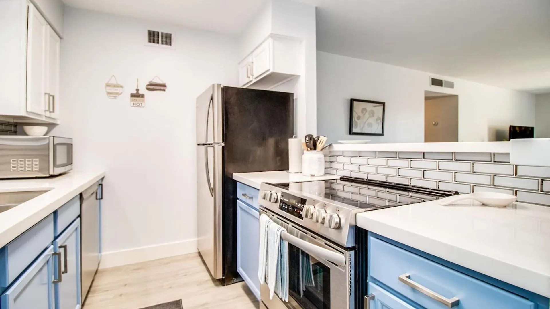 Contemporary Condo In Hub Of Old Town Scottsdale 0*,